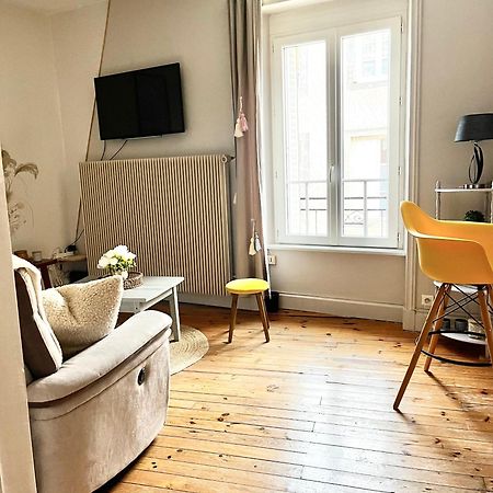 Appartement Cosy En Ville Haute Saint-Flour  Esterno foto